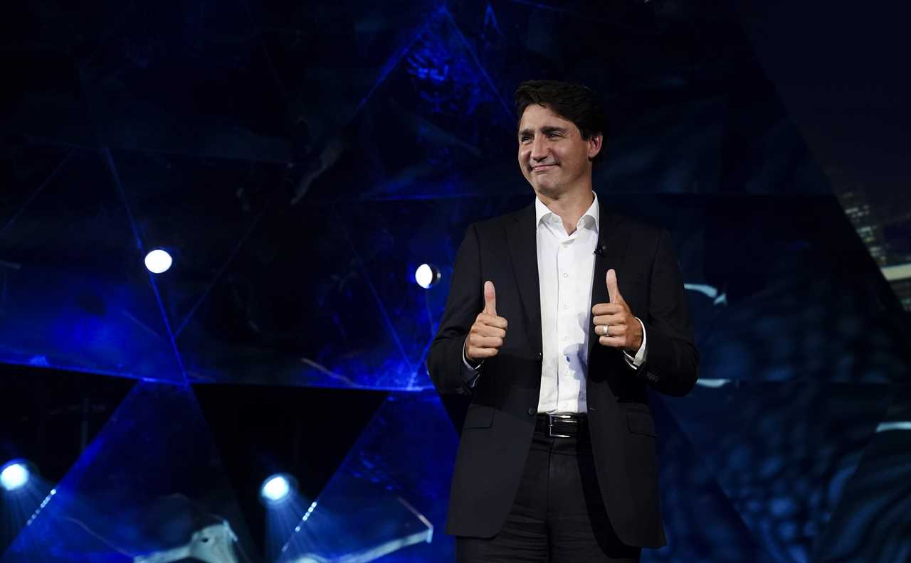 Trudeau takes part in the TV show 'La Semaine des 4 Julie' in Varennes, Que., on Sept. 15, 2021 (Sean Kilpatrick/CP)