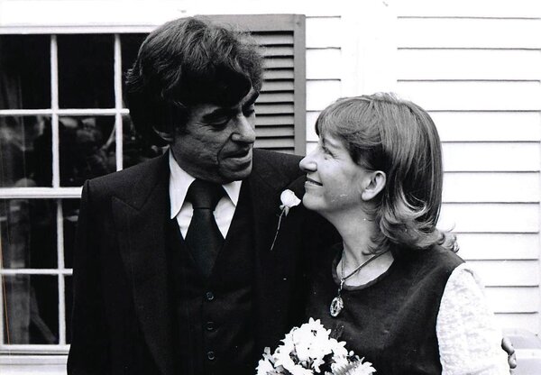 Doris Kearns married Goodwin on Dec. 14, 1975. Among those who attended were Boston Mayor Kevin H. White, Sen. Edward M. Kennedy, Norman Mailer, Arthur Schlesinger Jr., and Hunter Thompson.